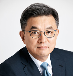 Daniel Lee