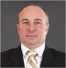 Dr. András Posztl